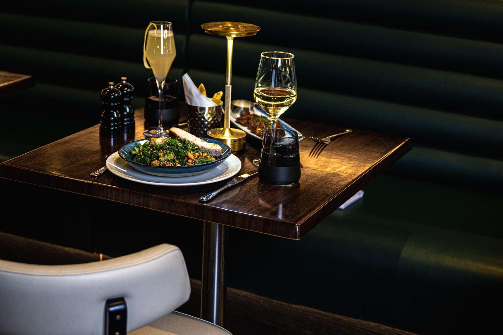 The Westminster London, Curio Collection By Hilton 4* Londen